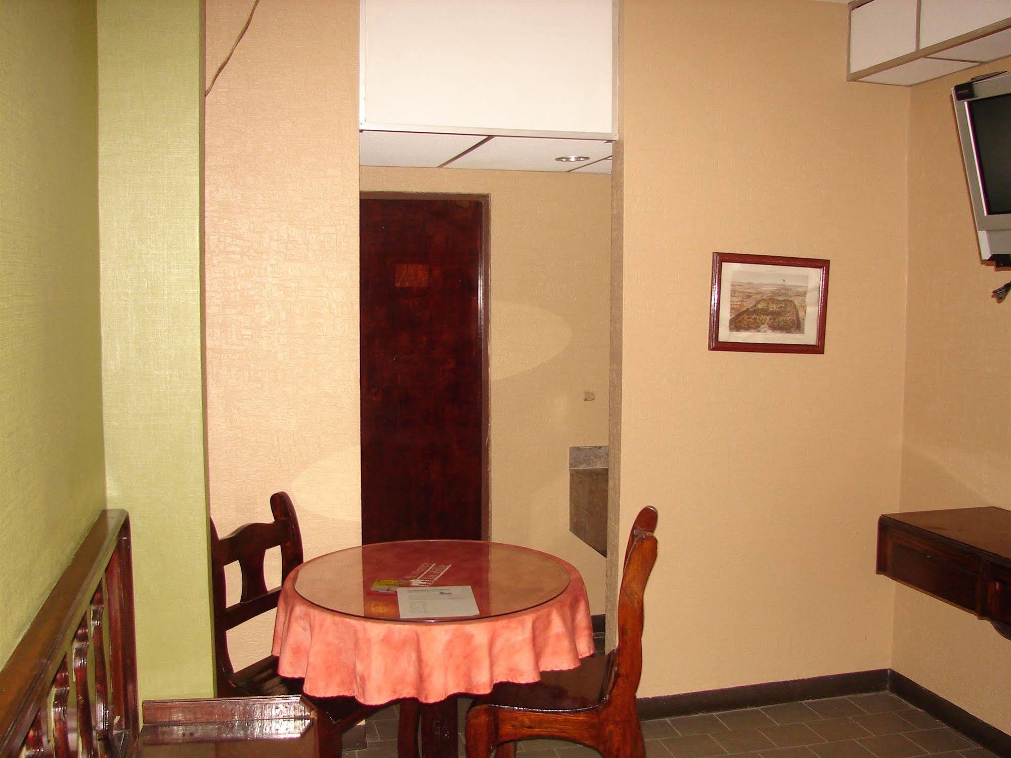 Hotel La Silla มอนแตร์เรย์ ภายนอก รูปภาพ